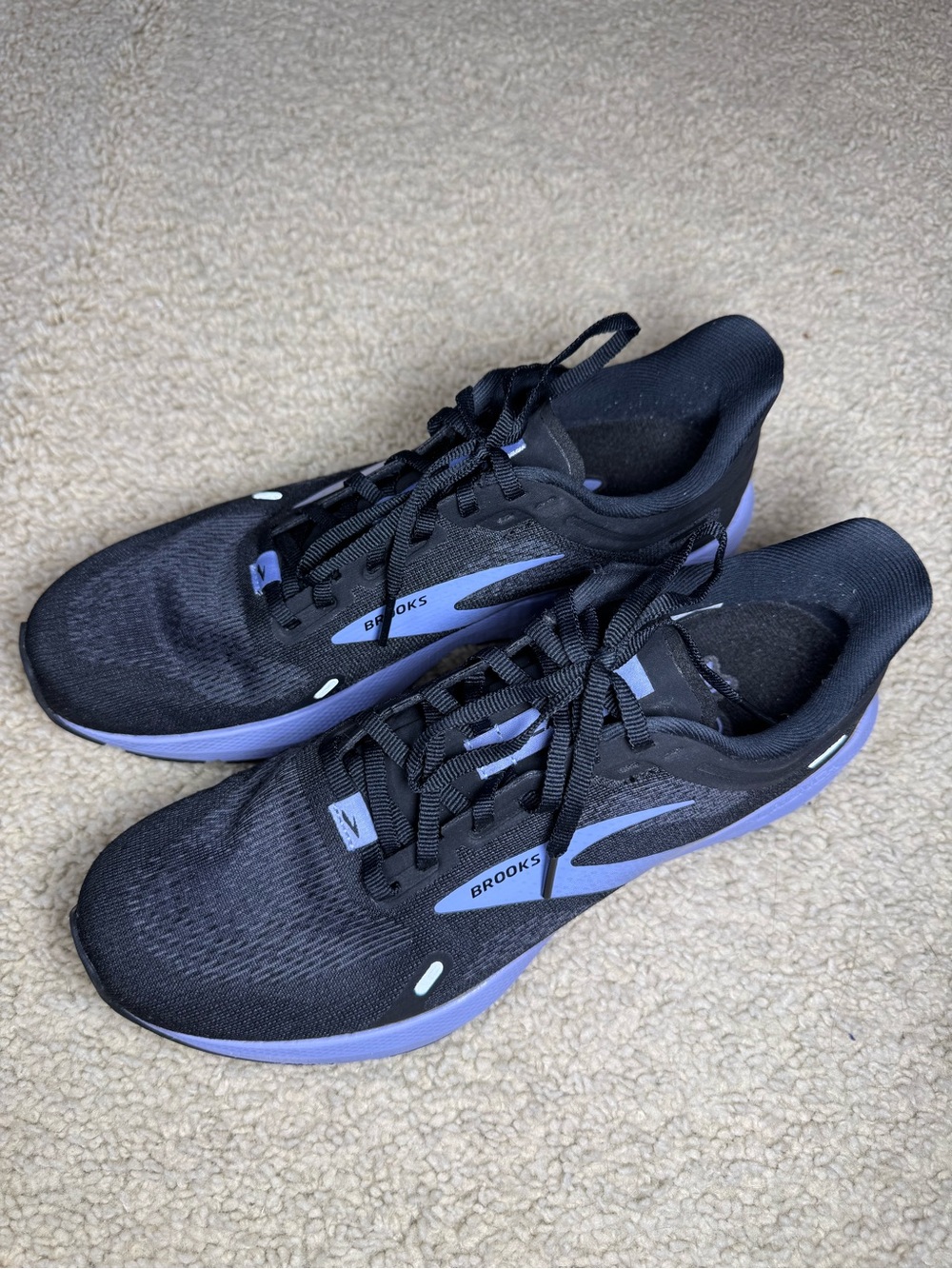 Brooks Launch 9 Women's Running Shoes Black/Ebony/Purple, Size 10